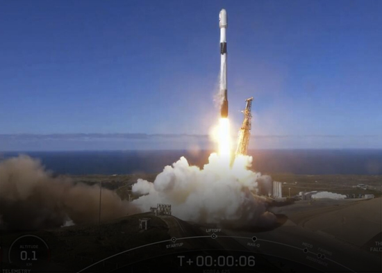 Corea del Sur lanza su primer satélite espía militar desde Estados Unidos