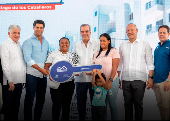 Abinader y Bonilla entregan más de 400 nuevos apartamentos del Plan Mi Vivienda en Santiago