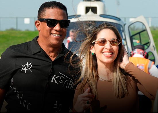 Esposa de Octavio Dotel reclama 300 millones de pesos a propietarios de Jet Set