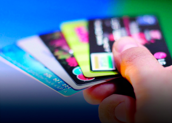 Tarjetas de créditos: motor para nuevos deudores del sistema financiero