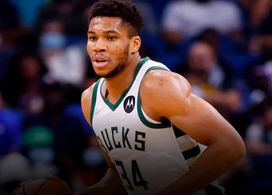 Pese a rumores de cambio, Giannis sigue concentrado en los Bucks