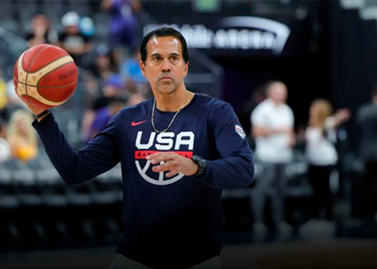 Erik Spoelstra, técnico de Miami Heat, será el próximo seleccionador de EEUU, según medios