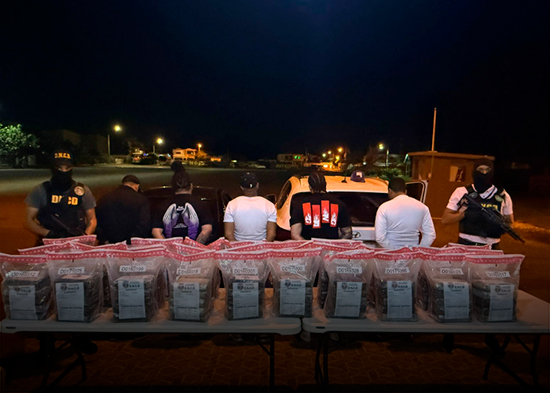 DNCD ocupa 150 paquetes de cocaína y arresta a cinco hombres vinculados a red de narcotráfico