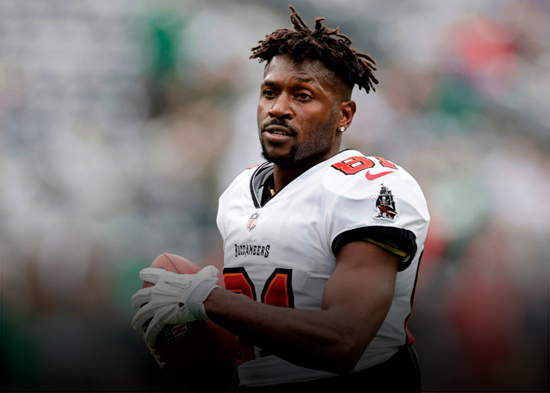 El exjugador estrella de la NFL, Antonio Brown, fue arrestado por intento de asesinato en Miami