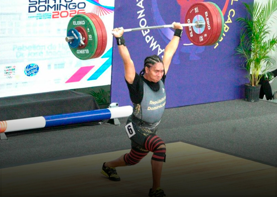 Yudelina arrasa con todo el oro de los 86 kg en Centroamericanos Pesas