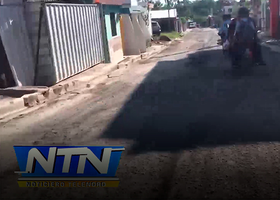 Exigen arreglo de calles en el sector William Mieses de SFM