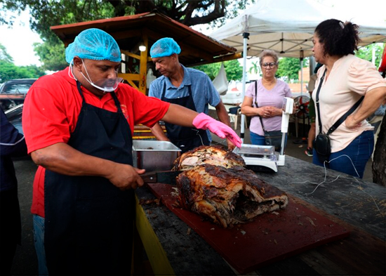 Una Nochebuena tranquila y en casa, el deseo de muchos dominicanos