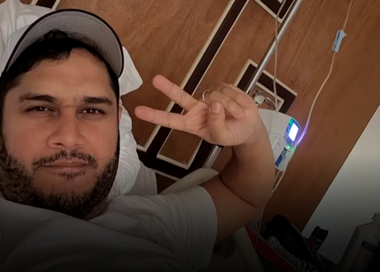 Juan Carlos Pichardo está hospitalizado por una neumonía bilateral severa