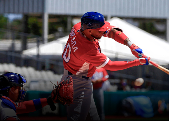 Moncada brilla y Cuba somete a Panamá en Clásico Mundial