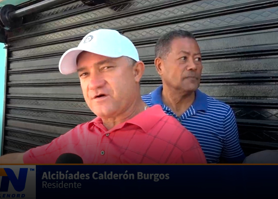 Denuncian cumulo de aguas residuales en calle Rivas SFM
