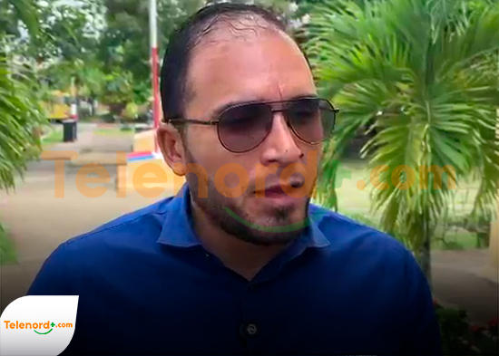 Dirigente ADP en SFM considera “muy ligera” medida sobre uso de celulares en escuelas