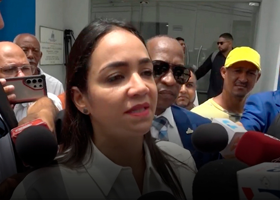 Faride reaparece ante los medios y habla de bandas desarticuladas
