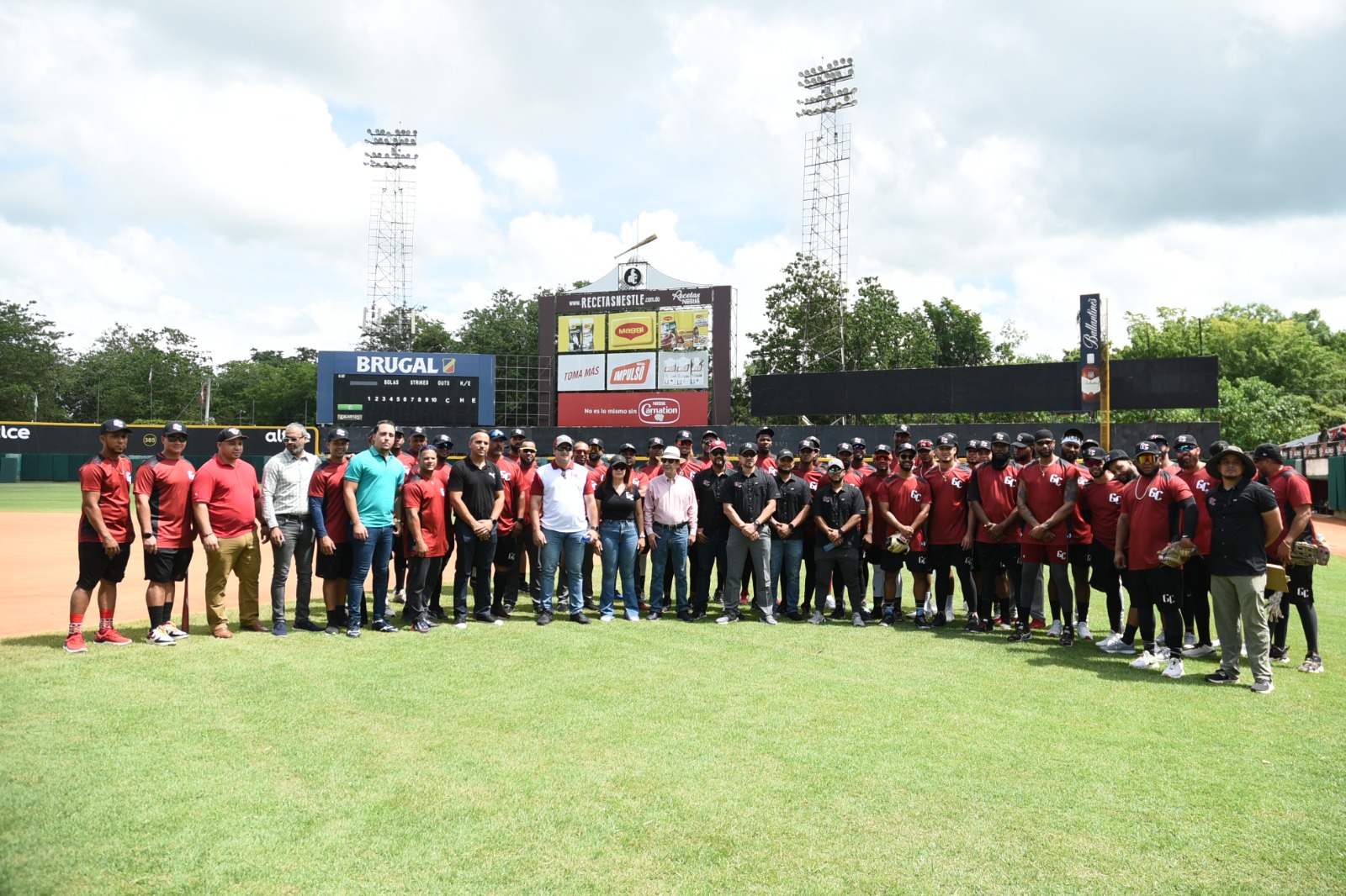 Gigantes_del_Cibao_iniciaron_sus_entrenamientos_2023.jpeg